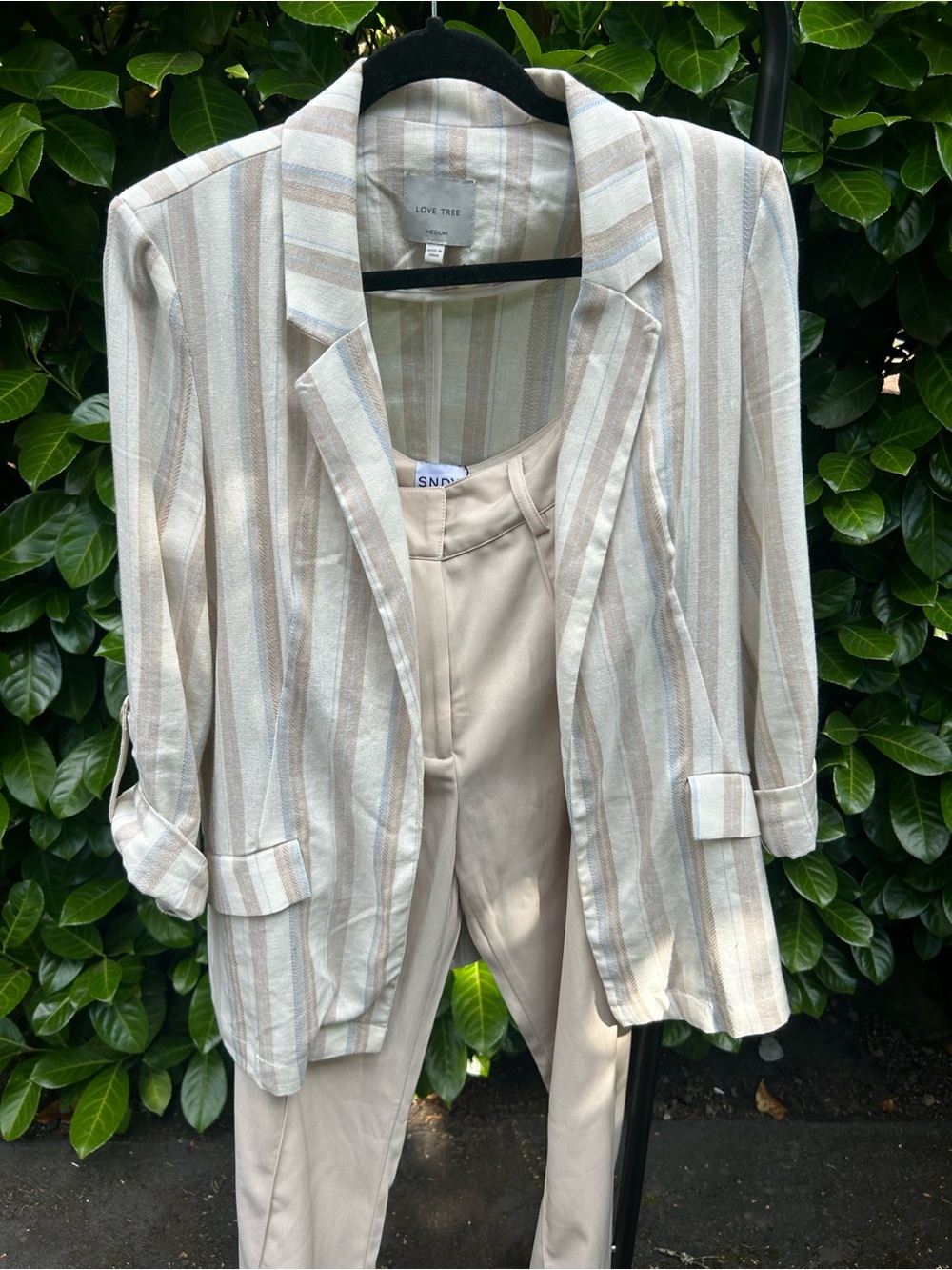 Love Tree Cream blazer